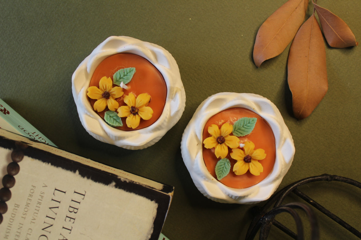 White Lotus Concrete Jar Candle – Minimalist Elegance in Bloom