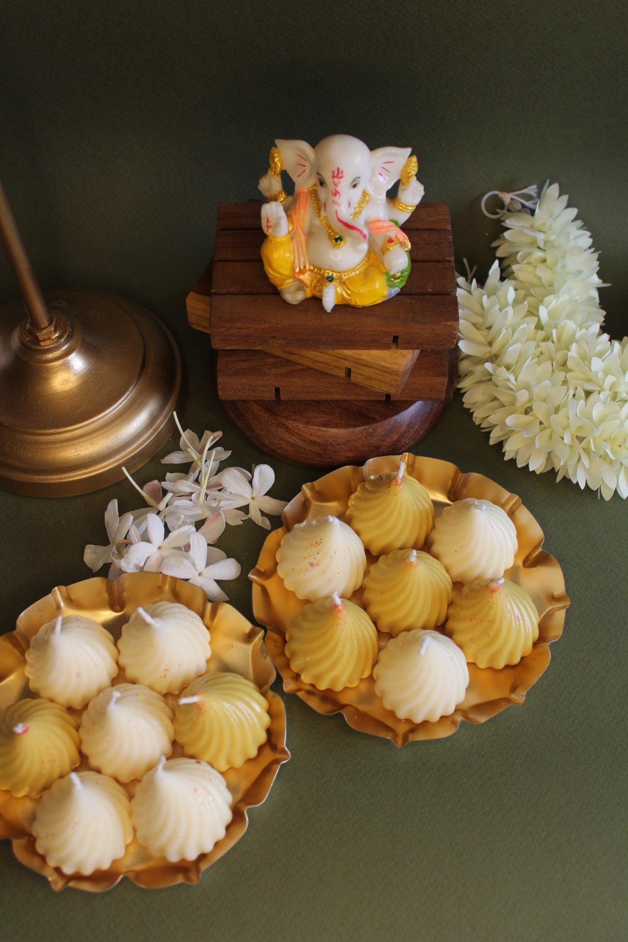Modak Candles - Cinnamon and Vanilla- Pack of 4
