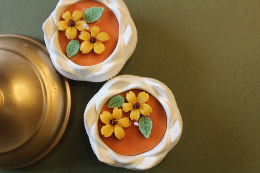 White Lotus Concrete Jar Candle – Minimalist Elegance in Bloom