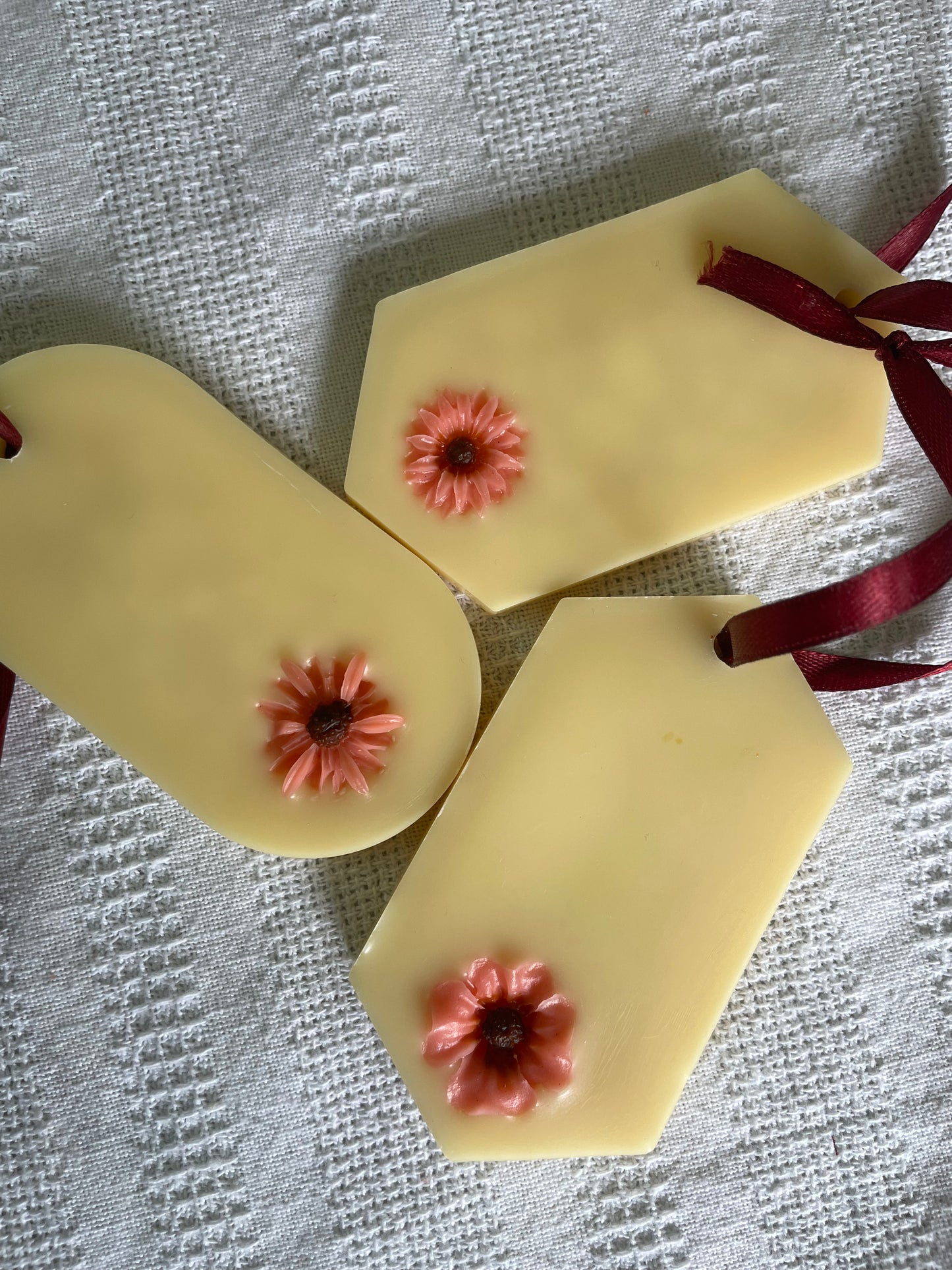 Tuberose wax tablet