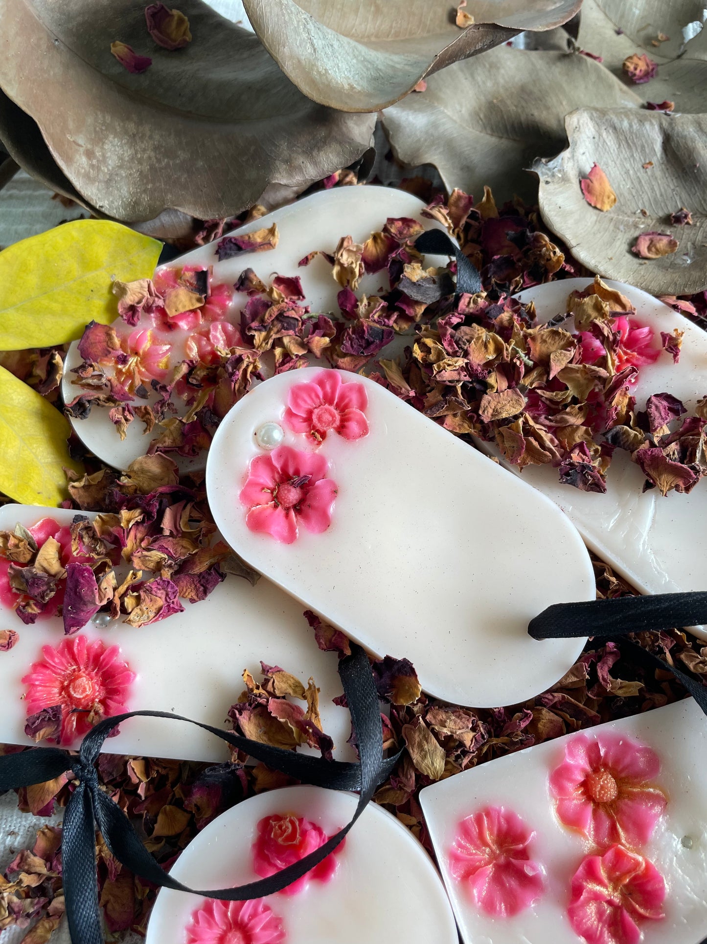 Roses and Peonies wax tablet